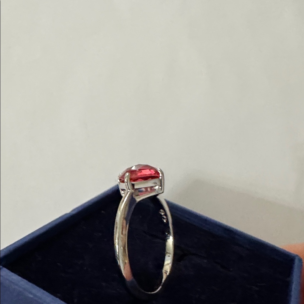 New Swarovski Crystal Ring - Picture 4 of 6